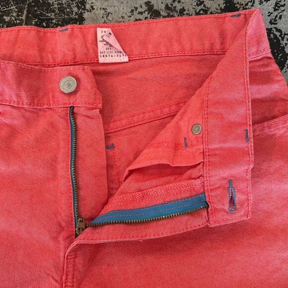 Levis Red Washed Vintage Jean Shorts Made In Mexico 30x5" Size 10 - Picture 4 of 6
